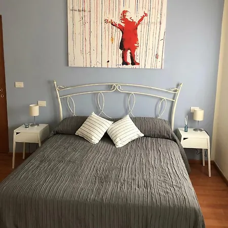 Irides A Un Passo Dai Parchi Divertimento Konukevi