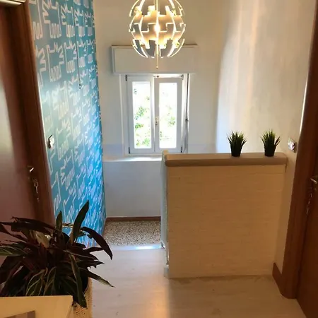 Irides A Un Passo Dai Parchi Divertimento Lazise