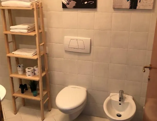 بيت ضيافة Irides A Un Passo Dai Parchi Divertimento 3*