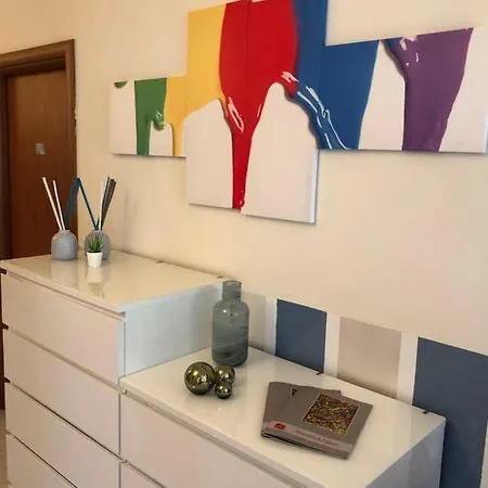 Irides A Un Passo Dai Parchi Divertimento Guest house